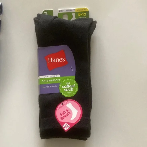 Lot of 5 pairs of Women’s warm socks; NWOT. Great stocking stuffers - Picture 3 of 4